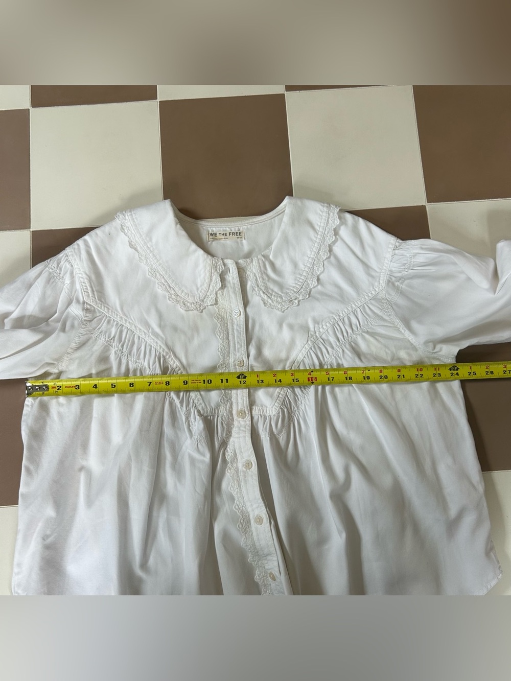 We The Free Summit Shirt White Lace Collar Cotton Blouse M - Picture 8 of 9